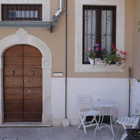 Interno Sg Apartment *